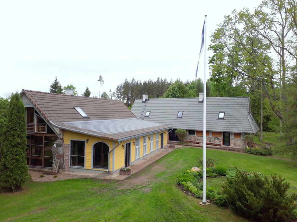Truu Holiday Houses Ivaste Eksteriør bilde